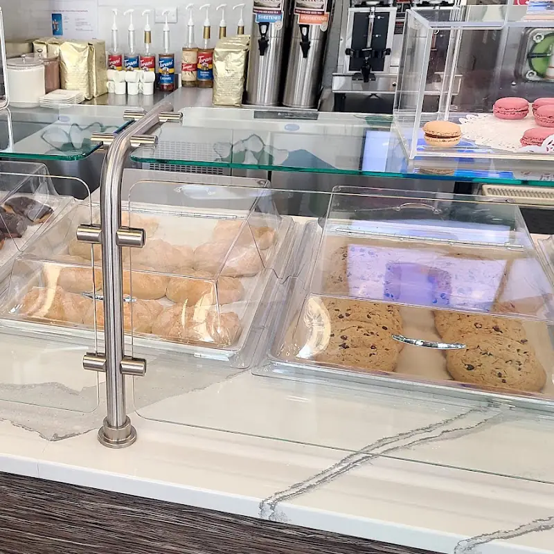 Frosty's Sweets & Eats