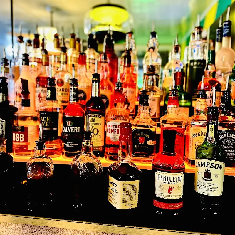 Rosie’s Pizzeria & Sports Bar