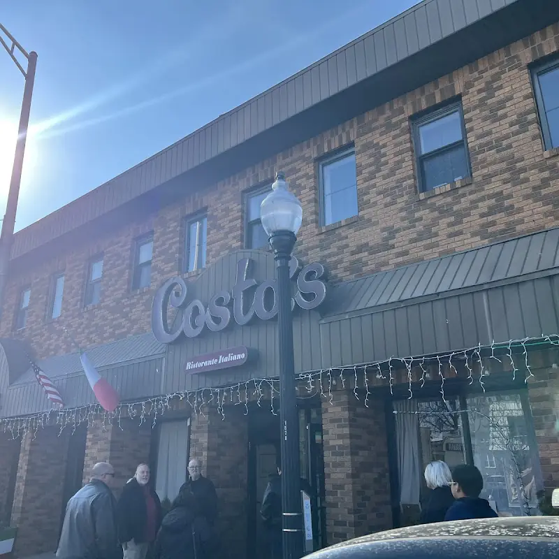 Costa's Restaurant & Pizzeria