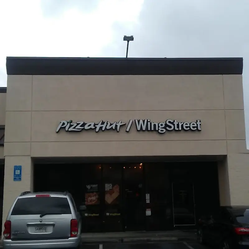 Pizza Hut