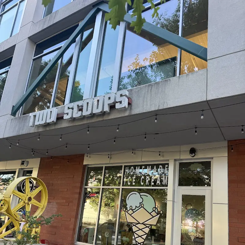 Two Scoops Creamery Southend