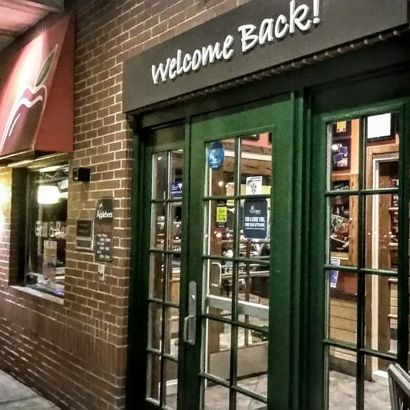 Applebee's Grill + Bar