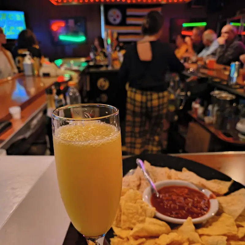 Pine Inn Restaurant & Bar