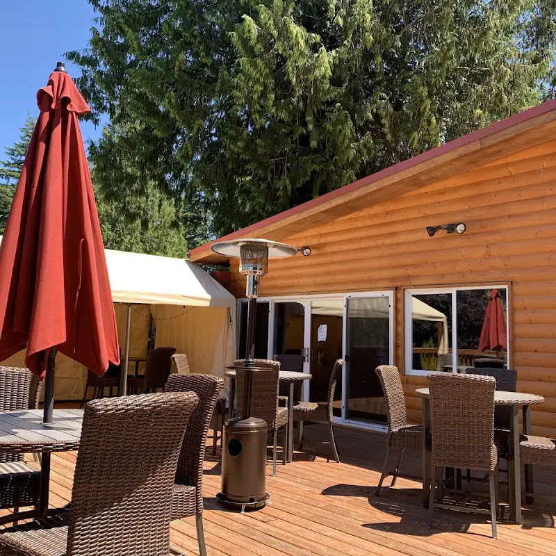 Lake Nahwatzel Resort and Restaurant