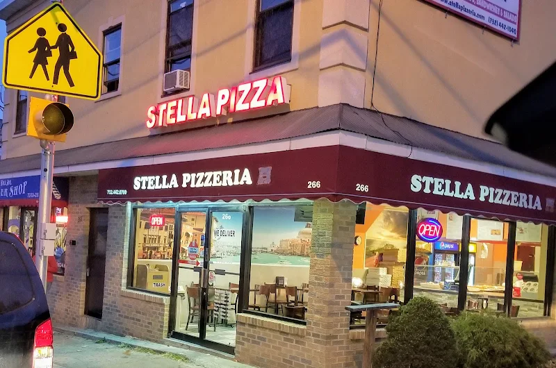 Stella's Pizza