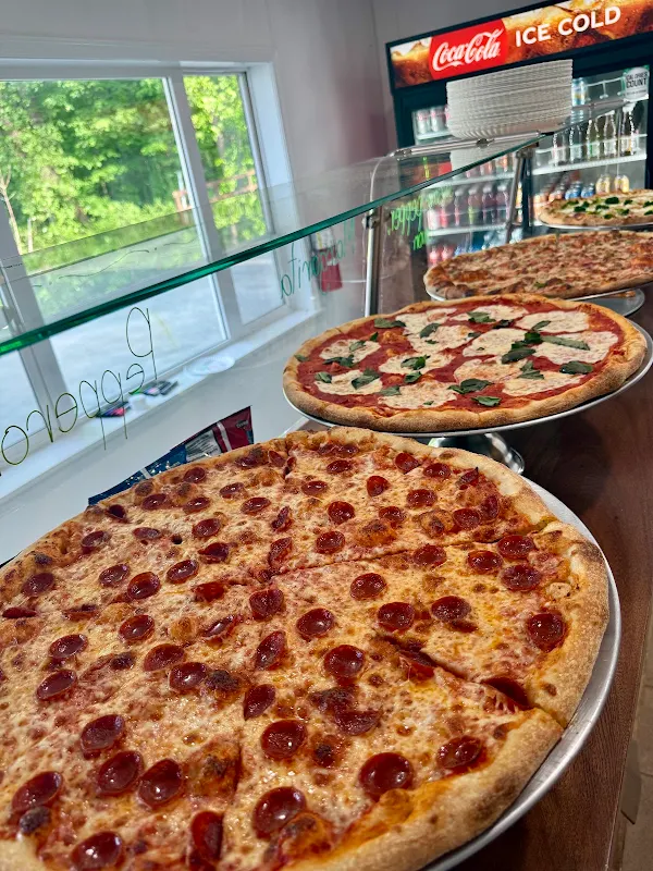 Route 43 Slices & More Pizzeria