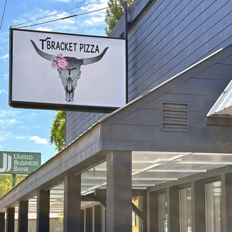 T Bracket Pizza