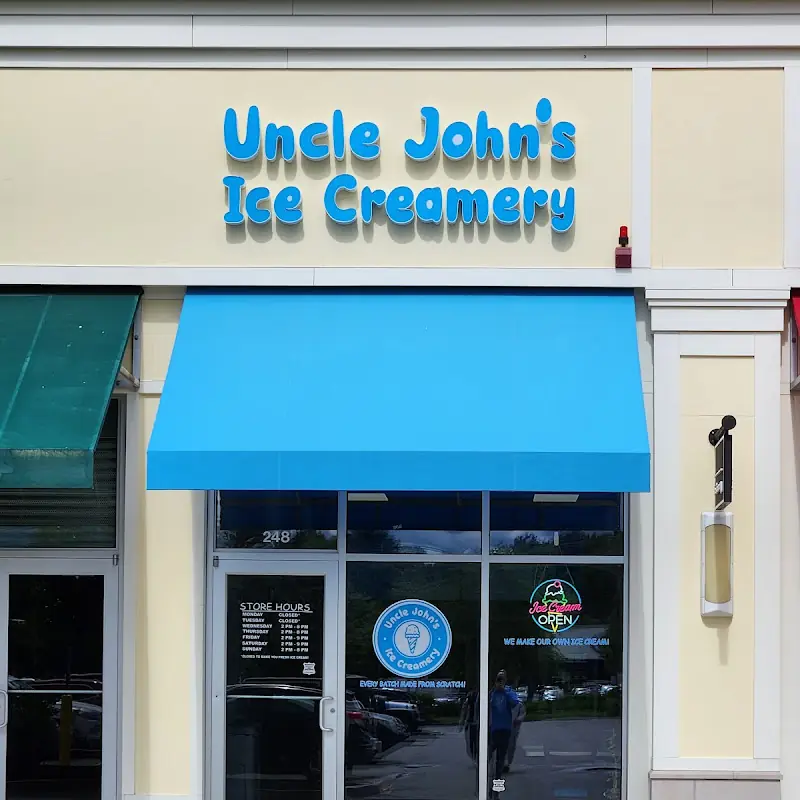 Uncle John's Ice Creamery
