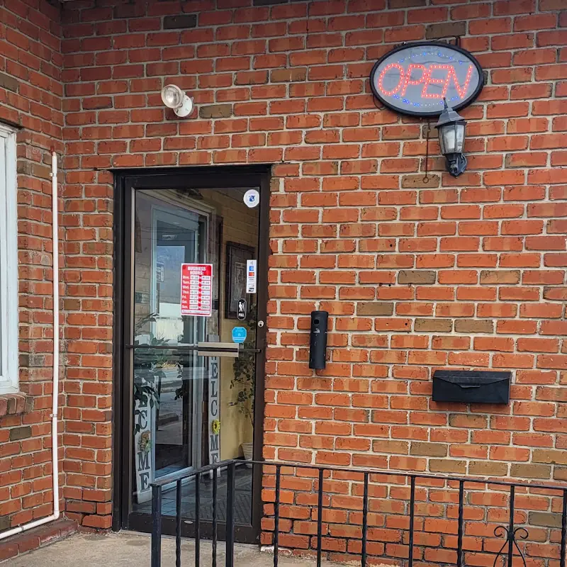 J & S Pizza II And Italian Restaurant