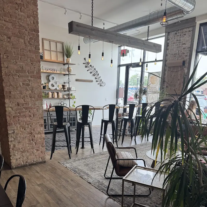 AROMA Coffee & Wine