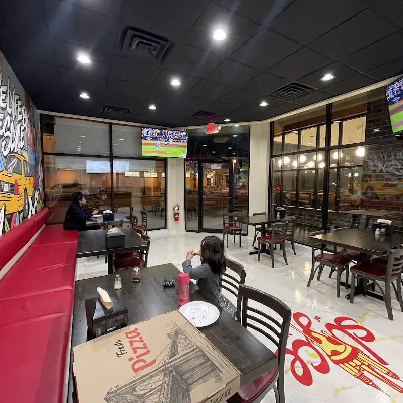 Slyce of NY (Pizza) - Skokie