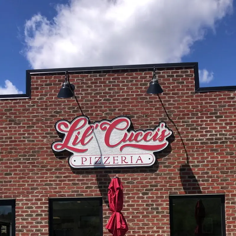 Lil’ Cucci’s Pizzeria