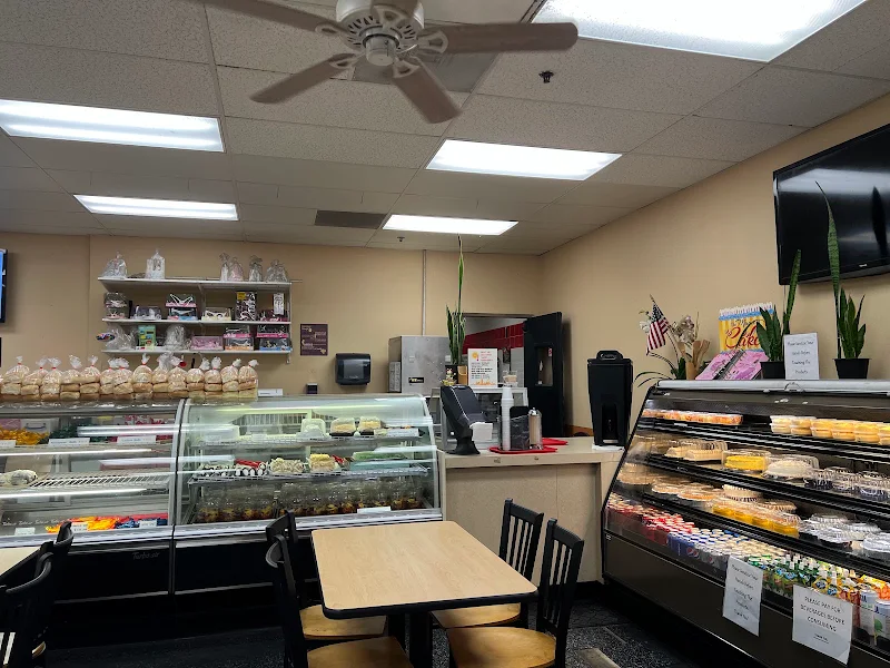 Trining's Bakery & Cafe
