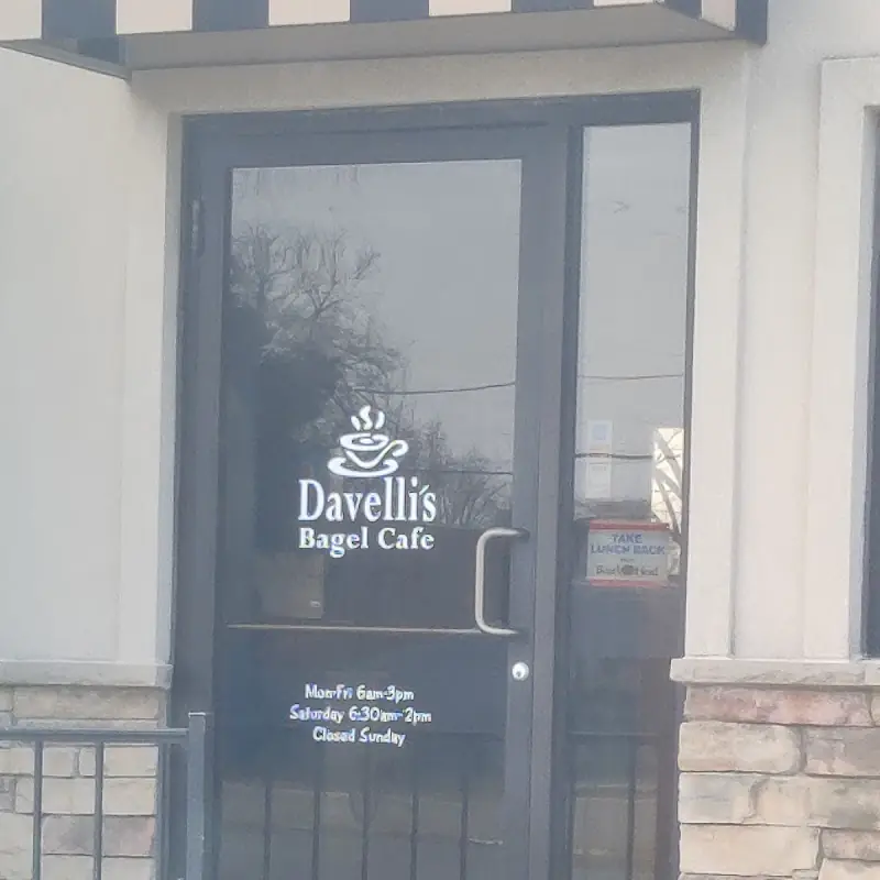 Davellis Bagel Cafe