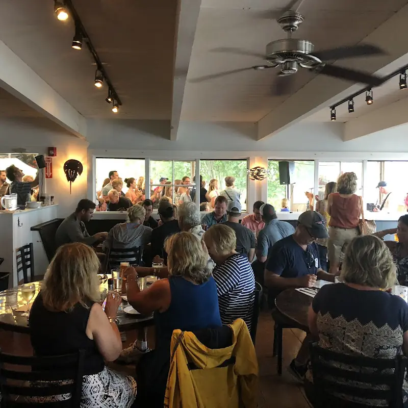 Pearl Restaurant & Bar