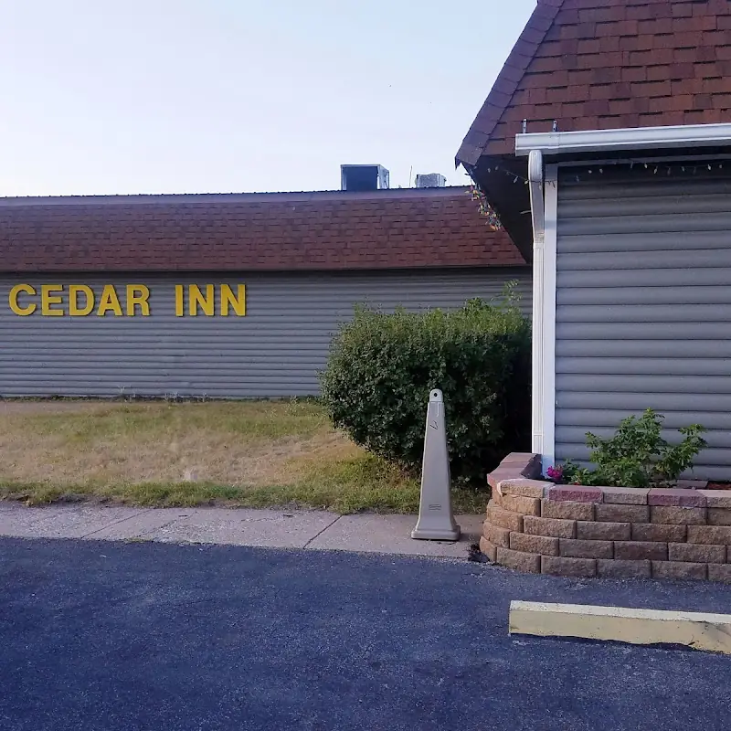 CEDAR INN Motel, Restaurant, Lounge & Bottle Shop