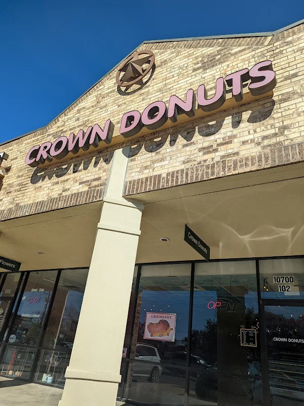 Crown Donuts