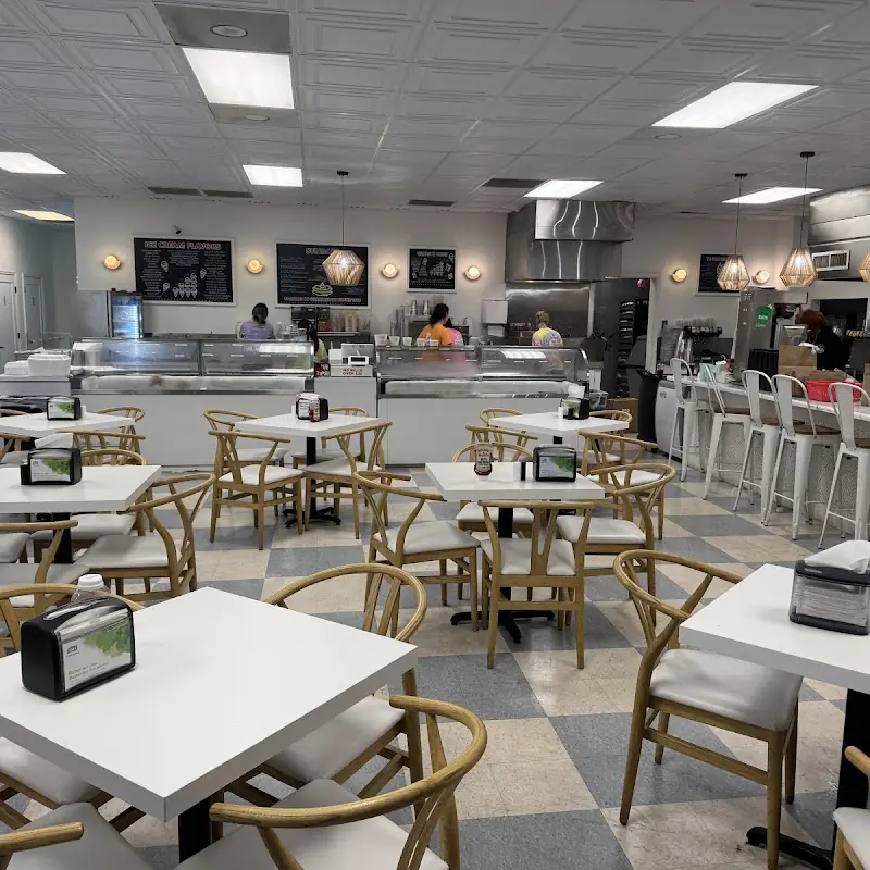 Ye Ole Fashioned Ice Cream and Sandwich Cafe