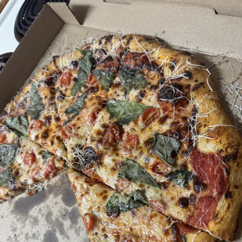 Daily Dough Pizza