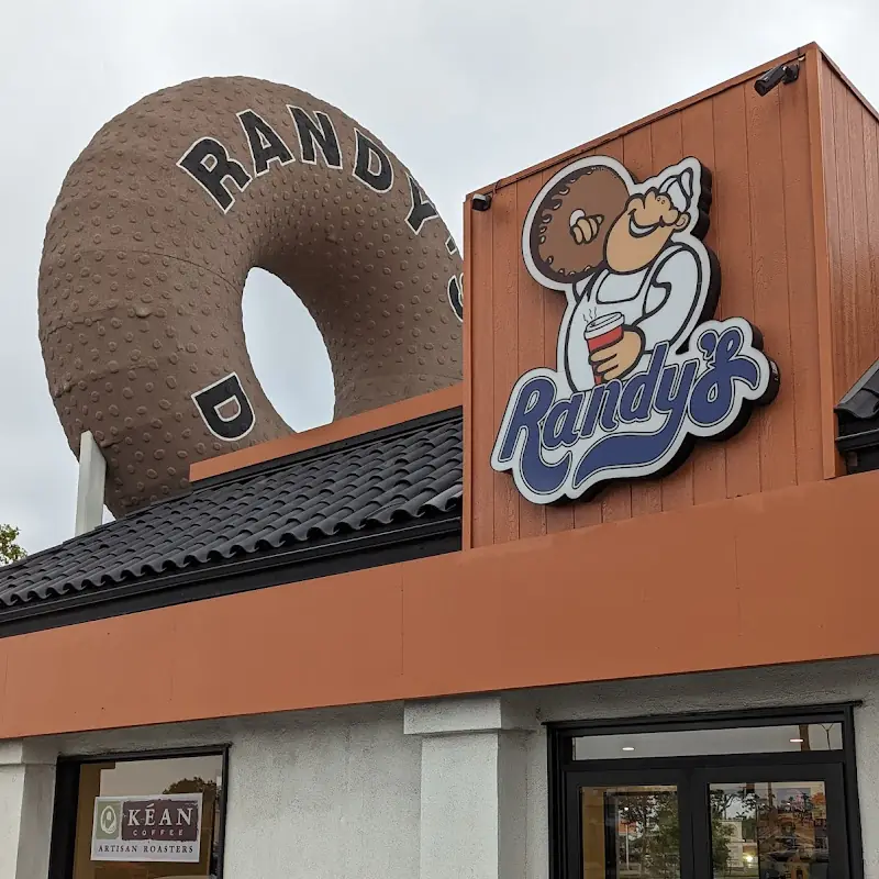 Randy’s Donuts