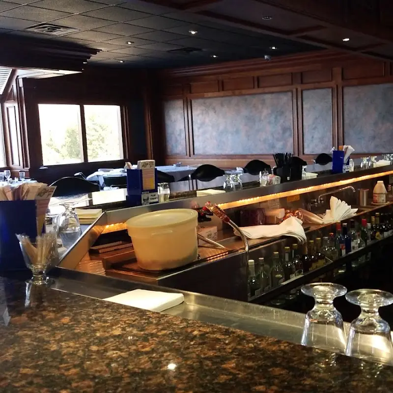 Deer Lake Back Court Restaurant