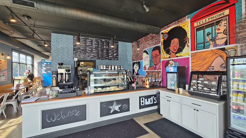 Bud's Glenville