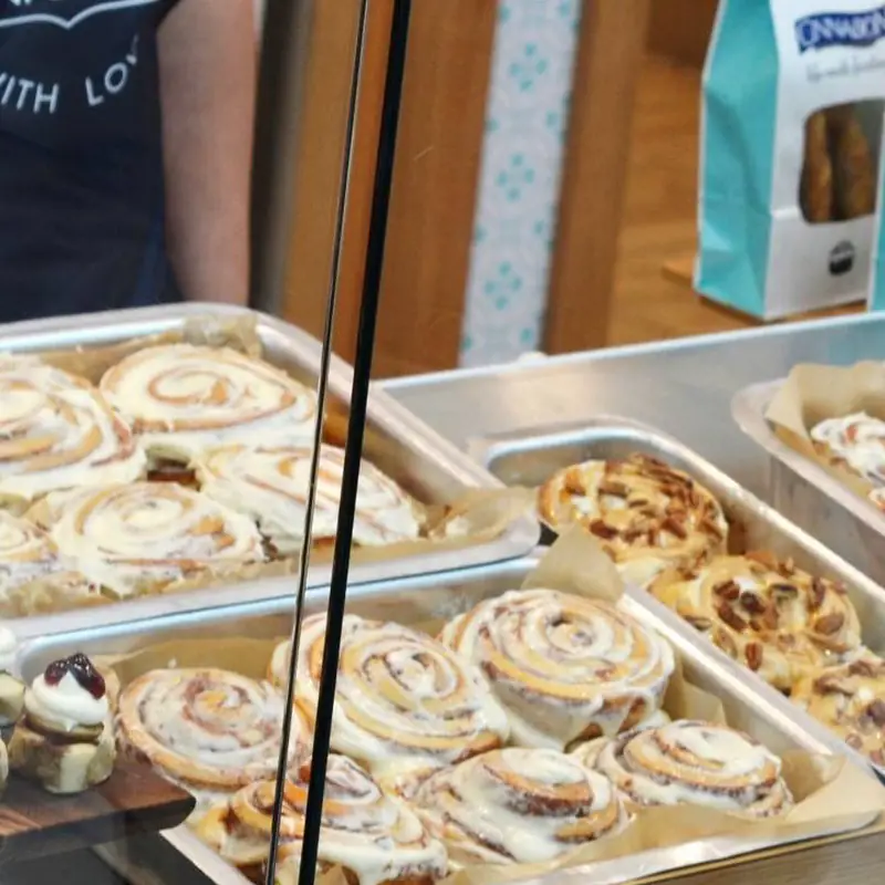 Cinnabon
