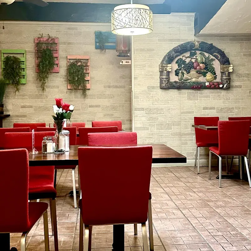Larsa Mediterranean Grill & Pizzeria