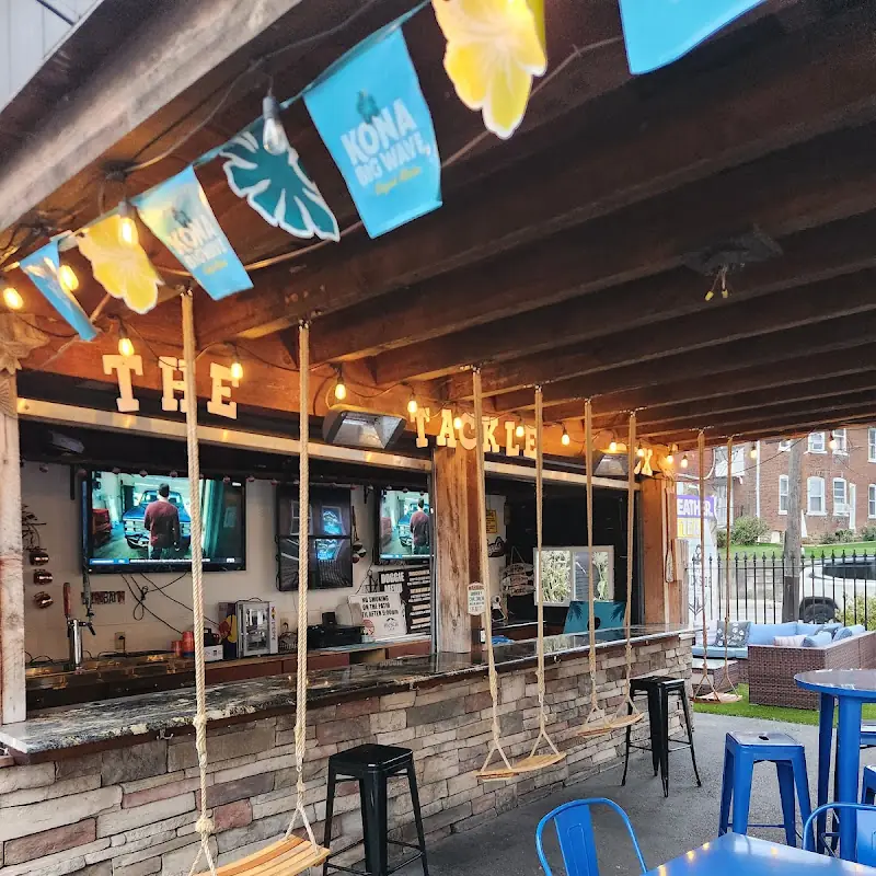 AMY'S DOCKSIDE BAR AND GRILL