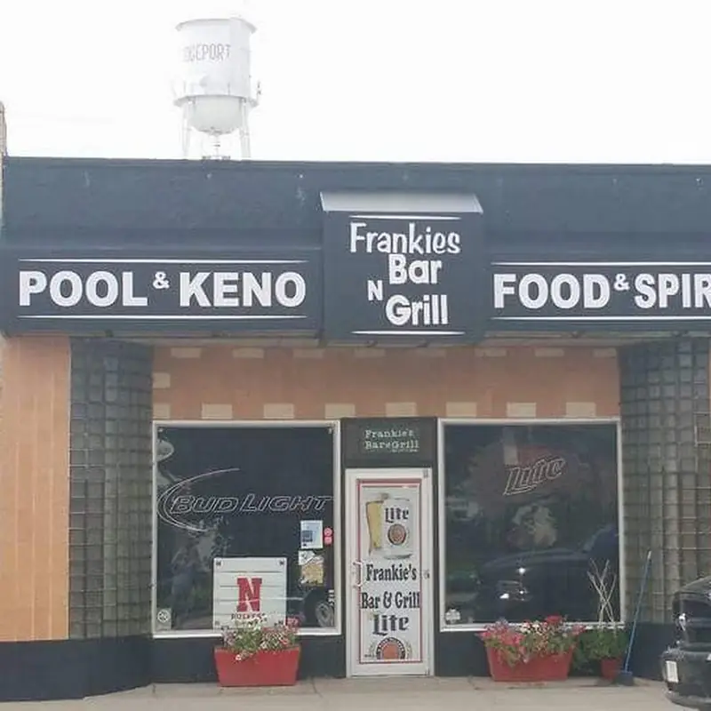 Frankies Bar N Grill