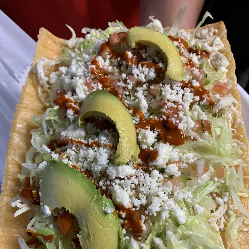 CHIPS & GUACAMOLE