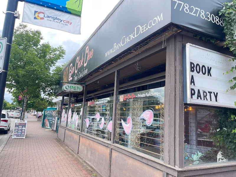 Ban Chok Dee Thai Cuisine-Langley