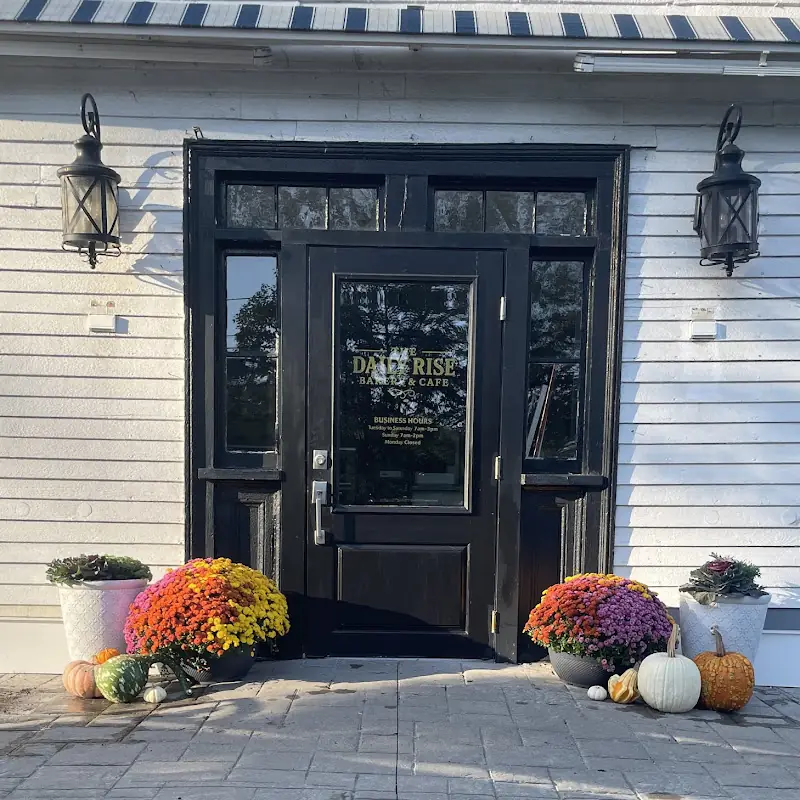 The Daily Rise Bakery & Cafe