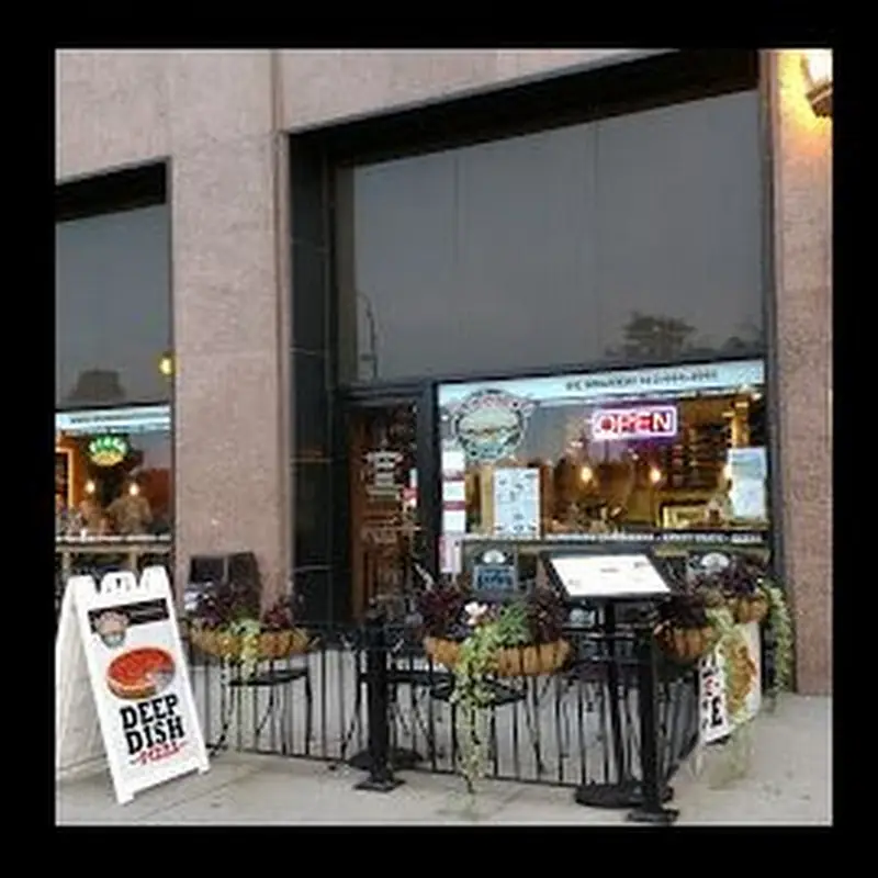 Fontano's Subs & Pizzeria
