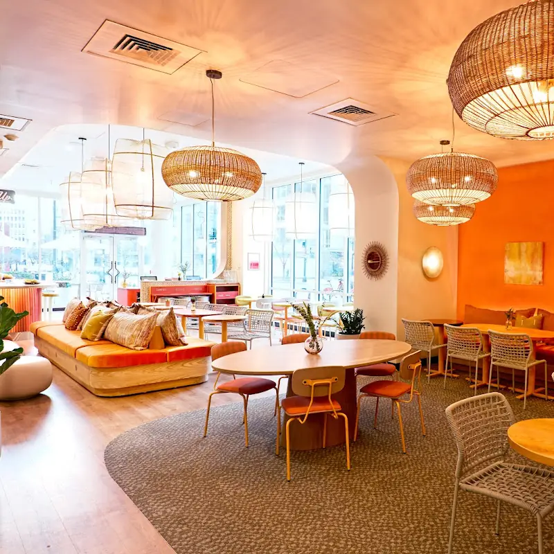 Life Alive Organic Cafe West End
