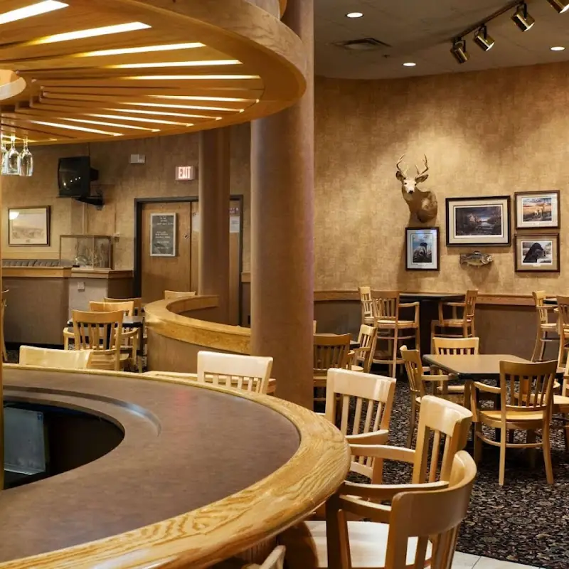 Riparian Pub & Café