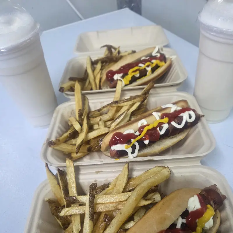 EC Hot Dog