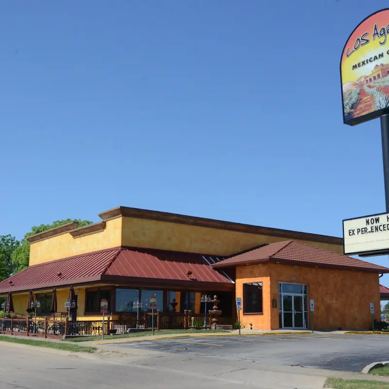 Los Agaves Mexican Grill
