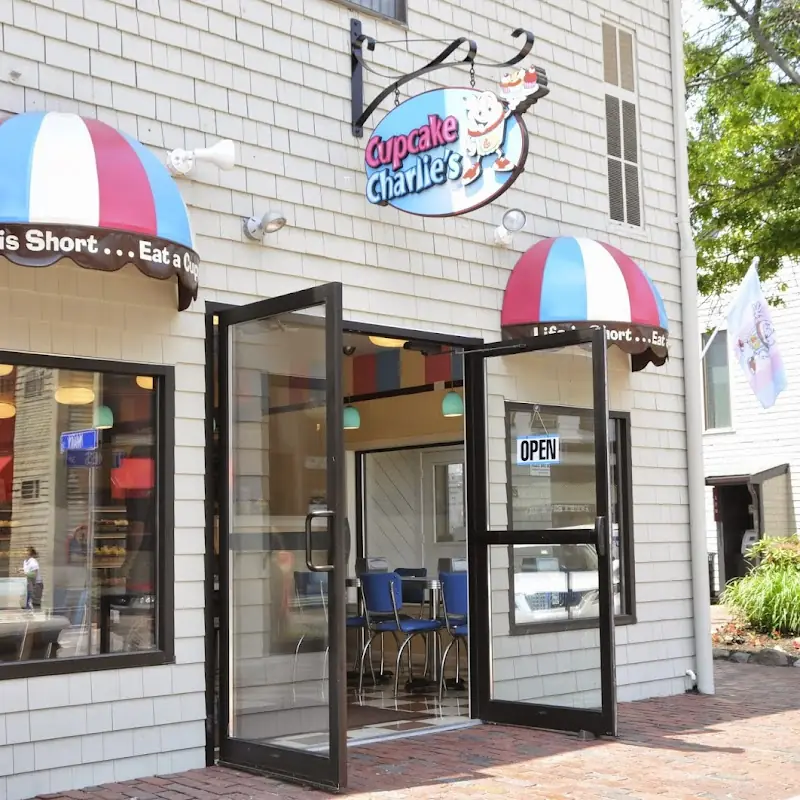 Cupcake Charlie's