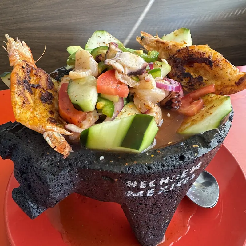 Tostada Mixto / Mixed Tostada