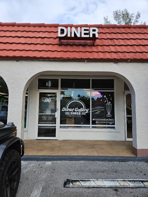 Donut Gallery Diner