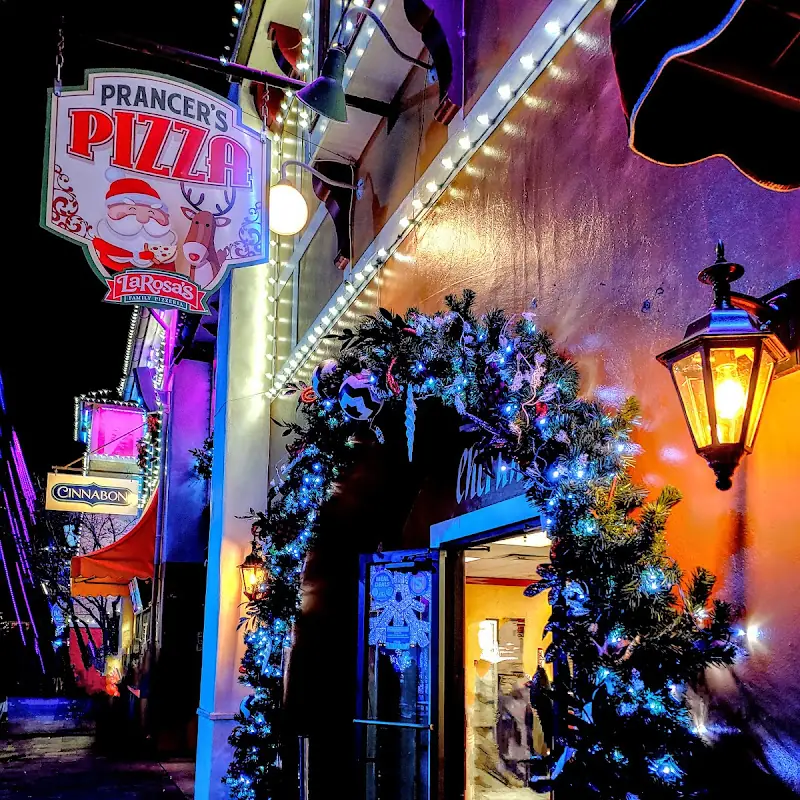 LaRosa's Pizzeria - International Street at Kings Island