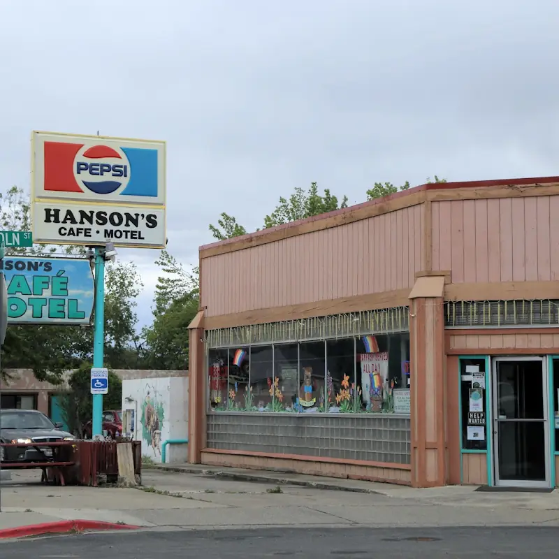 Hanson's Café Motel