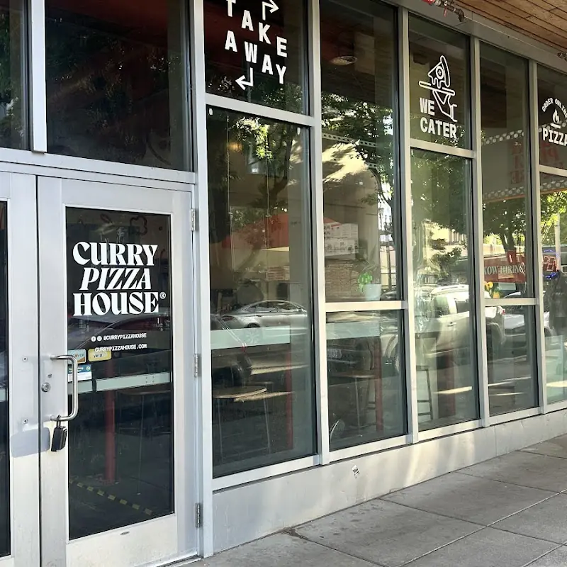 Curry Pizza House Portland