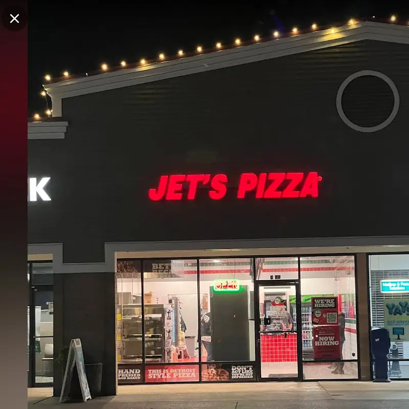 Jet's Pizza