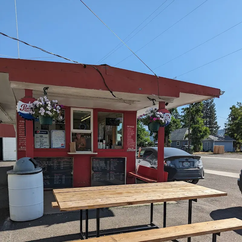 C-Zers Drive In