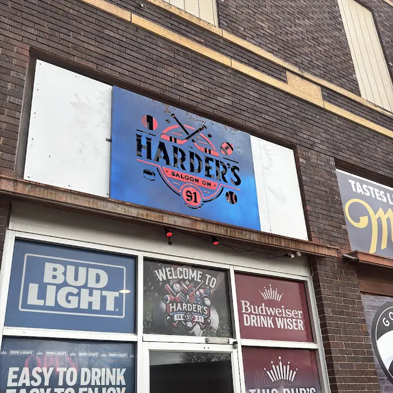 Harders Saloon on 91