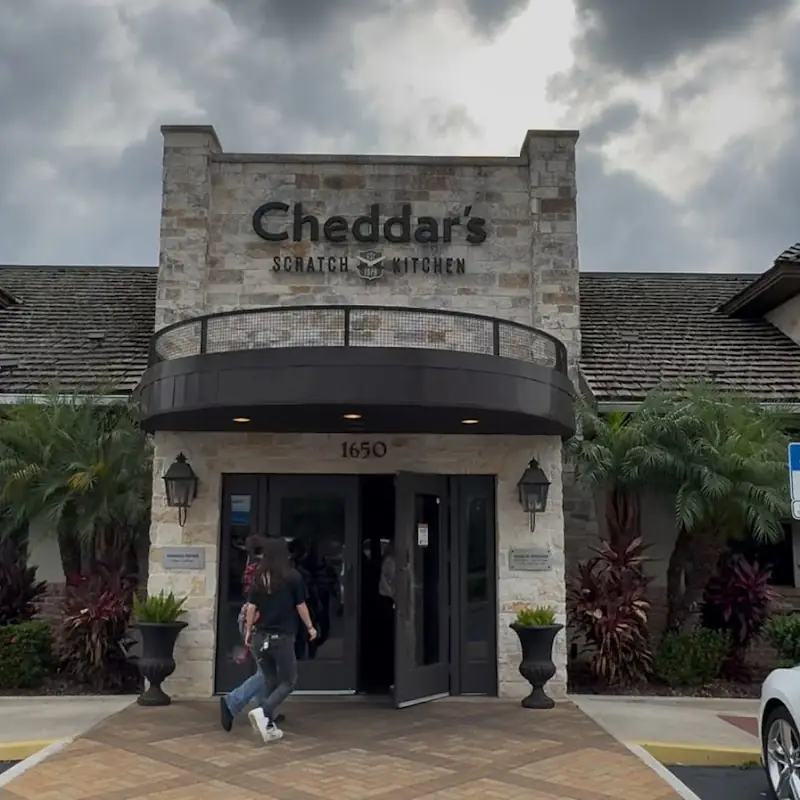 Cheddar's Scratch Kitchen