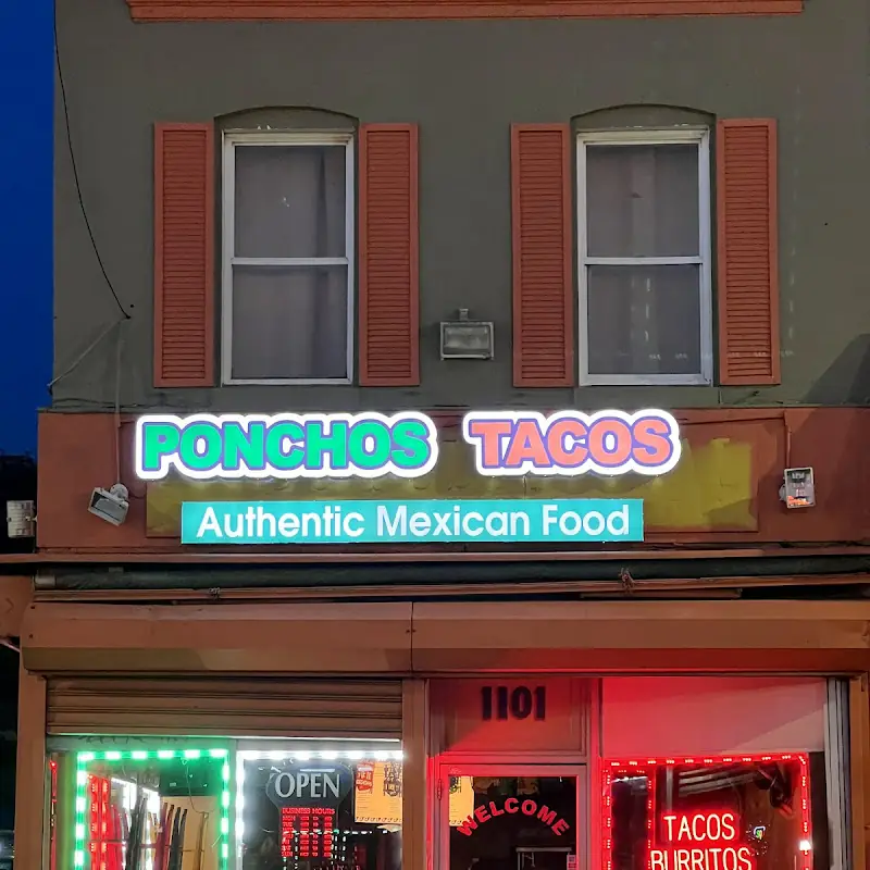 Ponchos Tacos