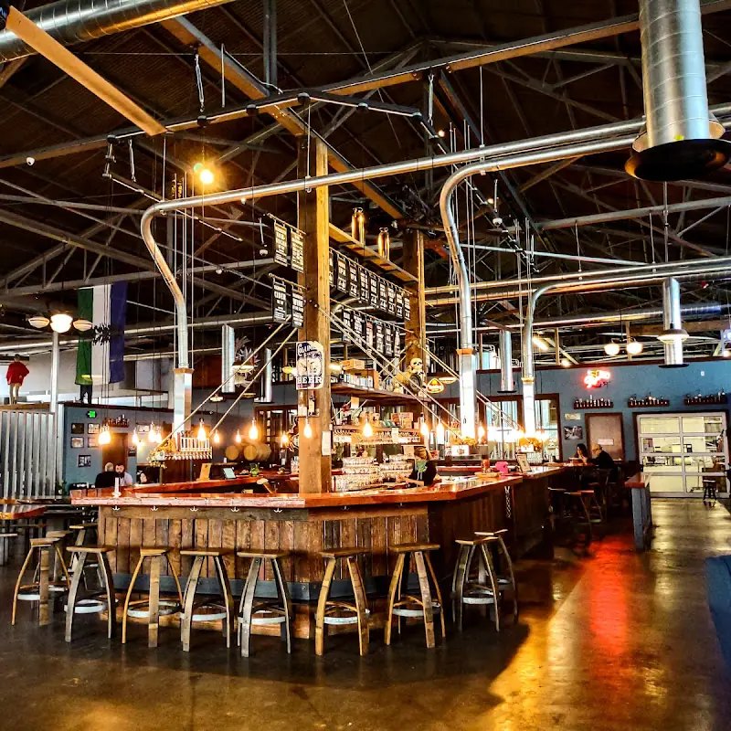 7 Seas Brewery and Taproom
